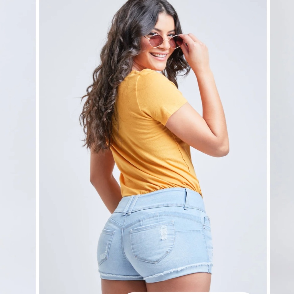 TRADE DO BOT BUY YMI Wannabettabutt Mid Rise Shorts Size Women’s 3. NWT